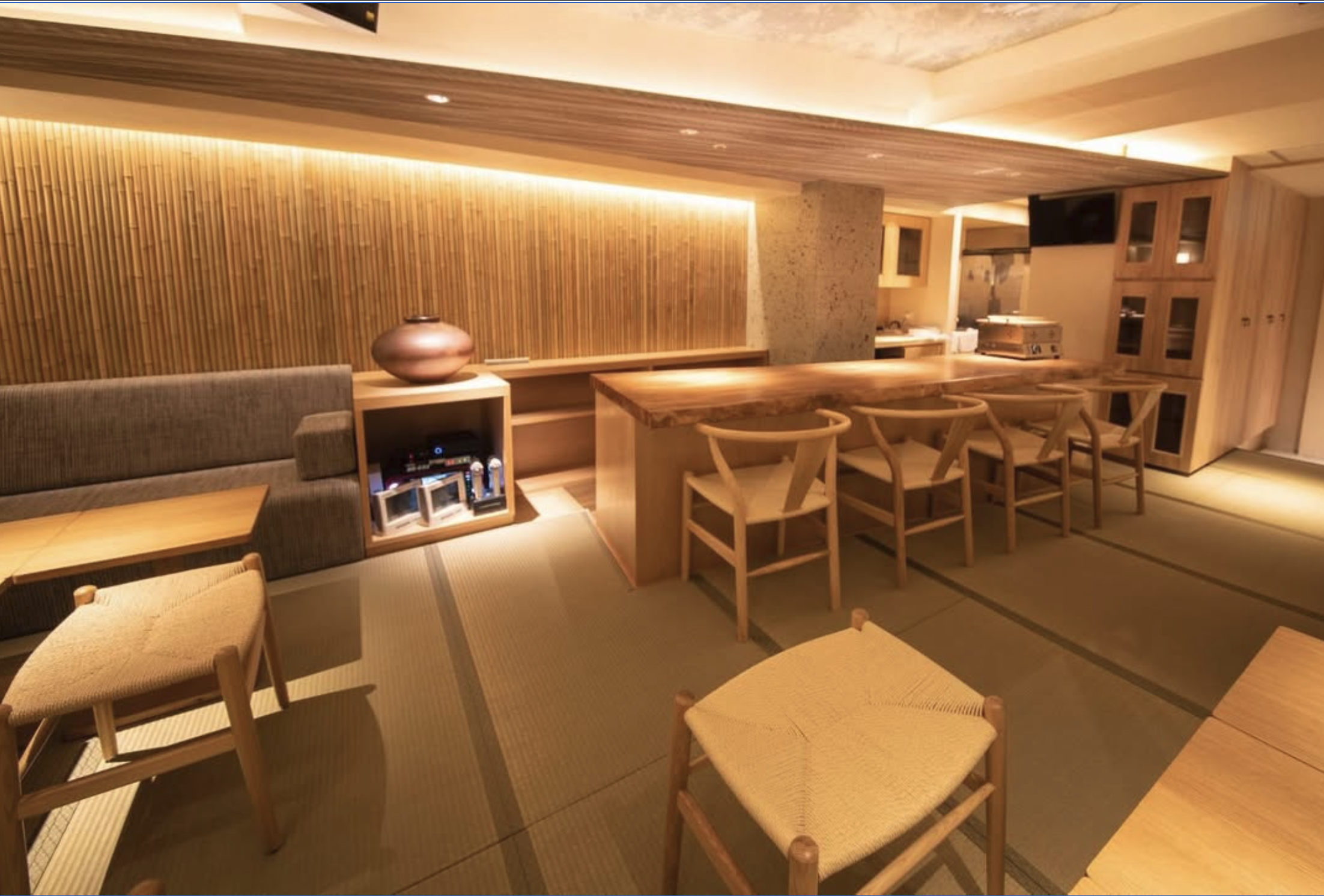 スナック六本木華縁 店内写真